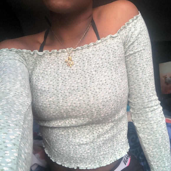 Forever21 off the shoulder crop top - Picture 4 of 5